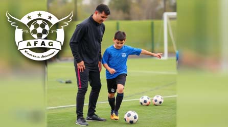 One-on-one football training Hills District Sydney